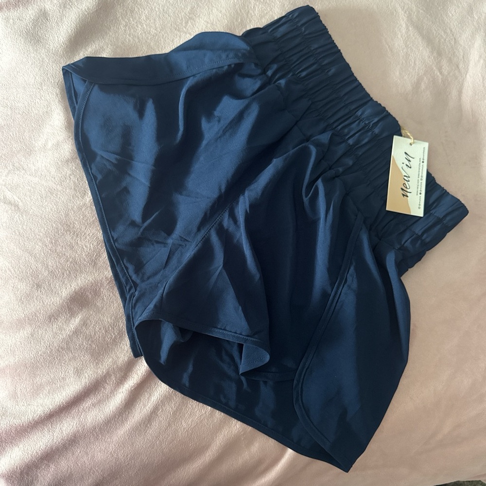 Blue Athletic Shorts with Elastic Waistband and Lightweight Fabric